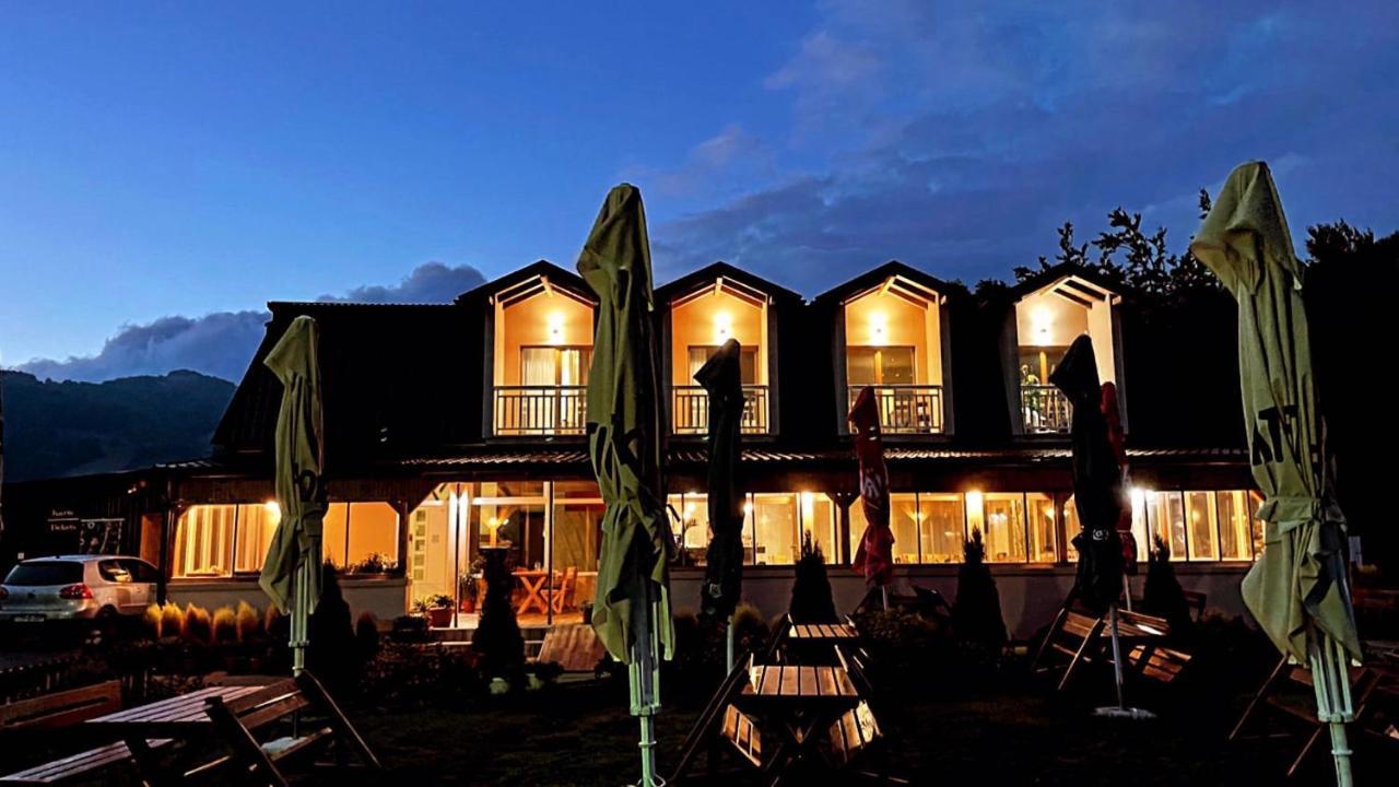 Bed and Breakfast Honey Valley Белашница Экстерьер фото