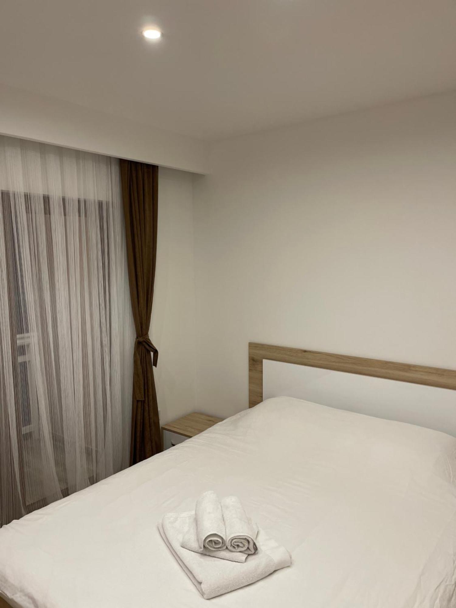 Bed and Breakfast Honey Valley Белашница Экстерьер фото