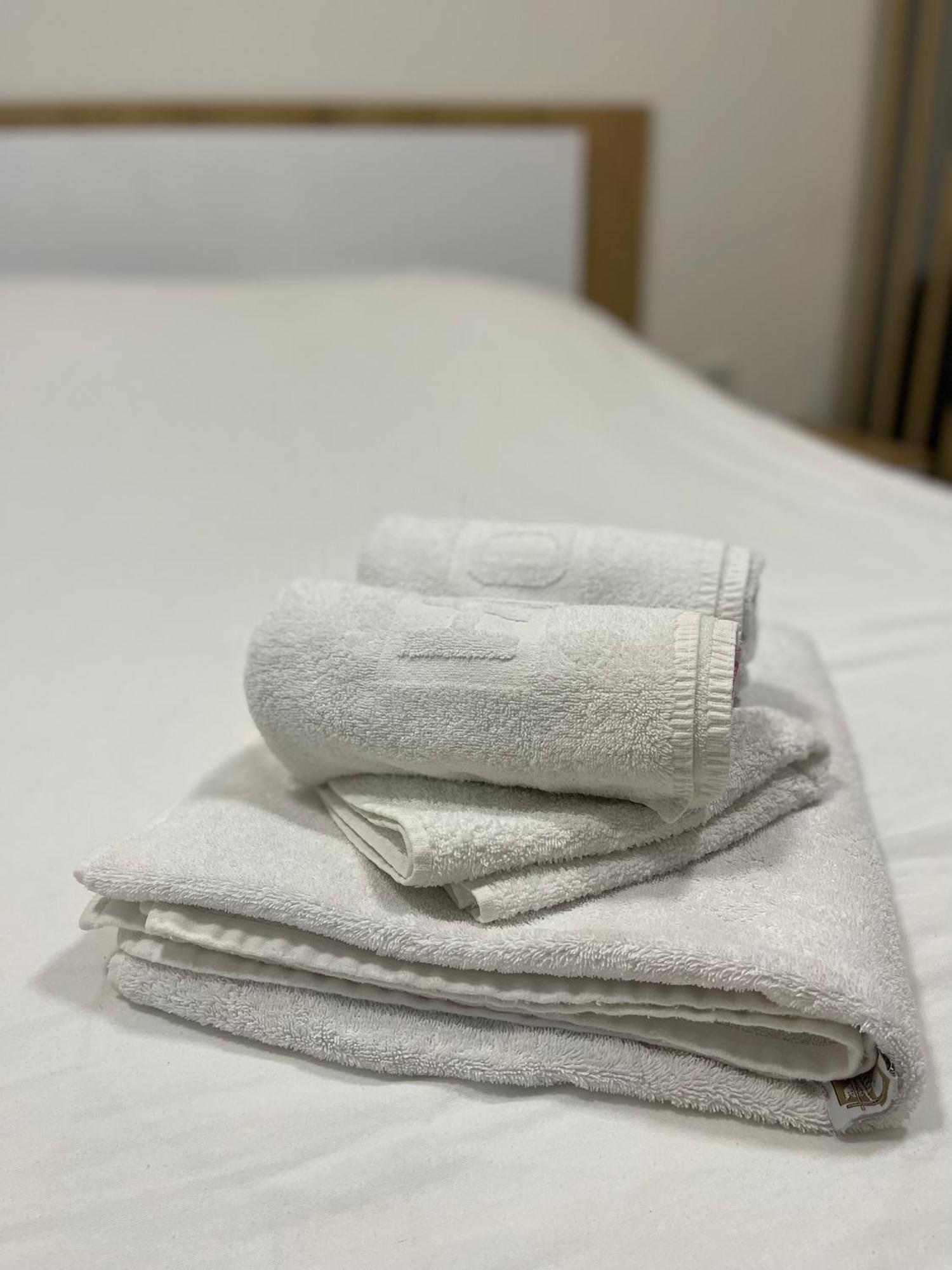 Bed and Breakfast Honey Valley Белашница Экстерьер фото
